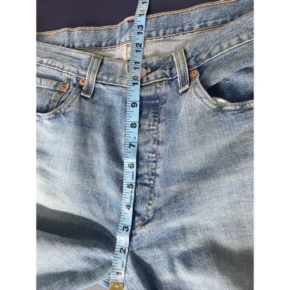 Levis 501 Original Fit Stretch Distressed Denim Jeans 32 x 30 - Picture 6 of 9